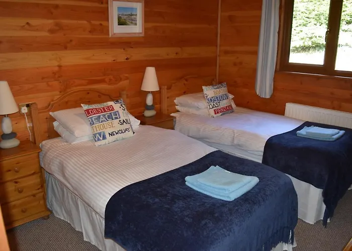 East Crinnis Log Cabin